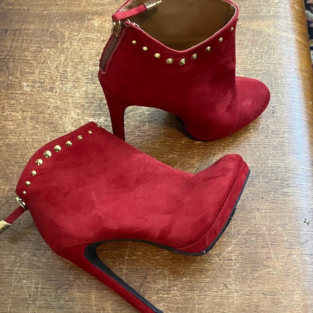 Massimo Red Suede Ankle Boots with Studded Detail size 6.5 - Picture 2 of 7